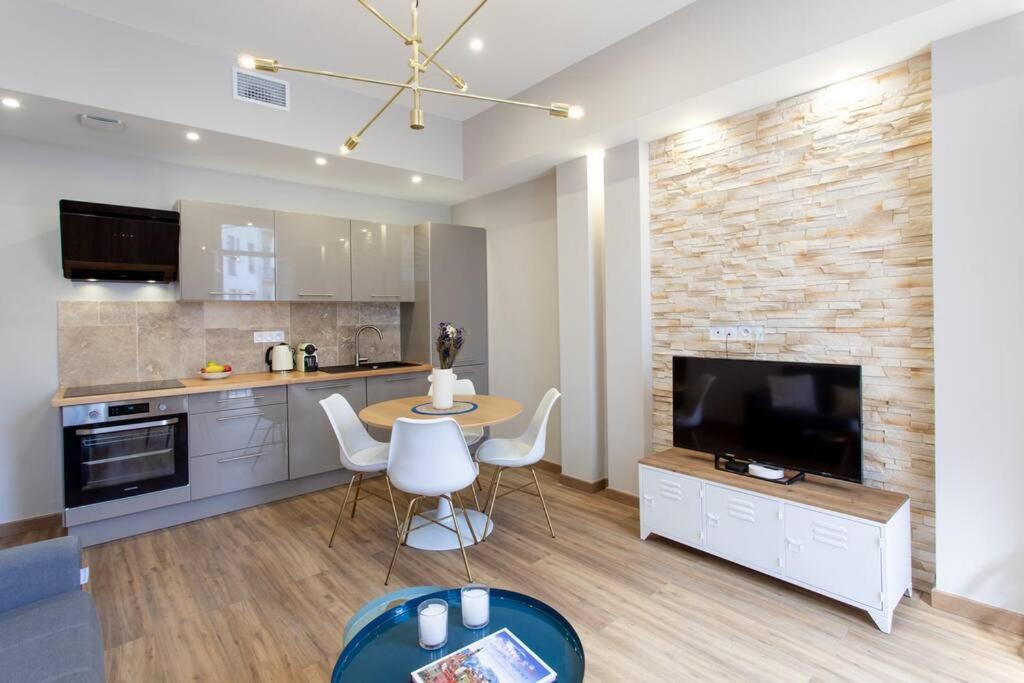 L19 1Bdr Massena Central 2Mins Sea/Promenadeac/Balcony Nizza Exterior foto